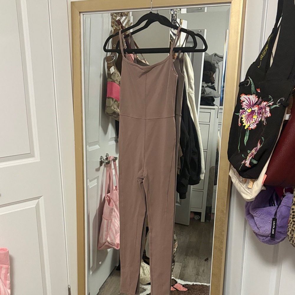 Women's Mauve Jumpsuit aritzia